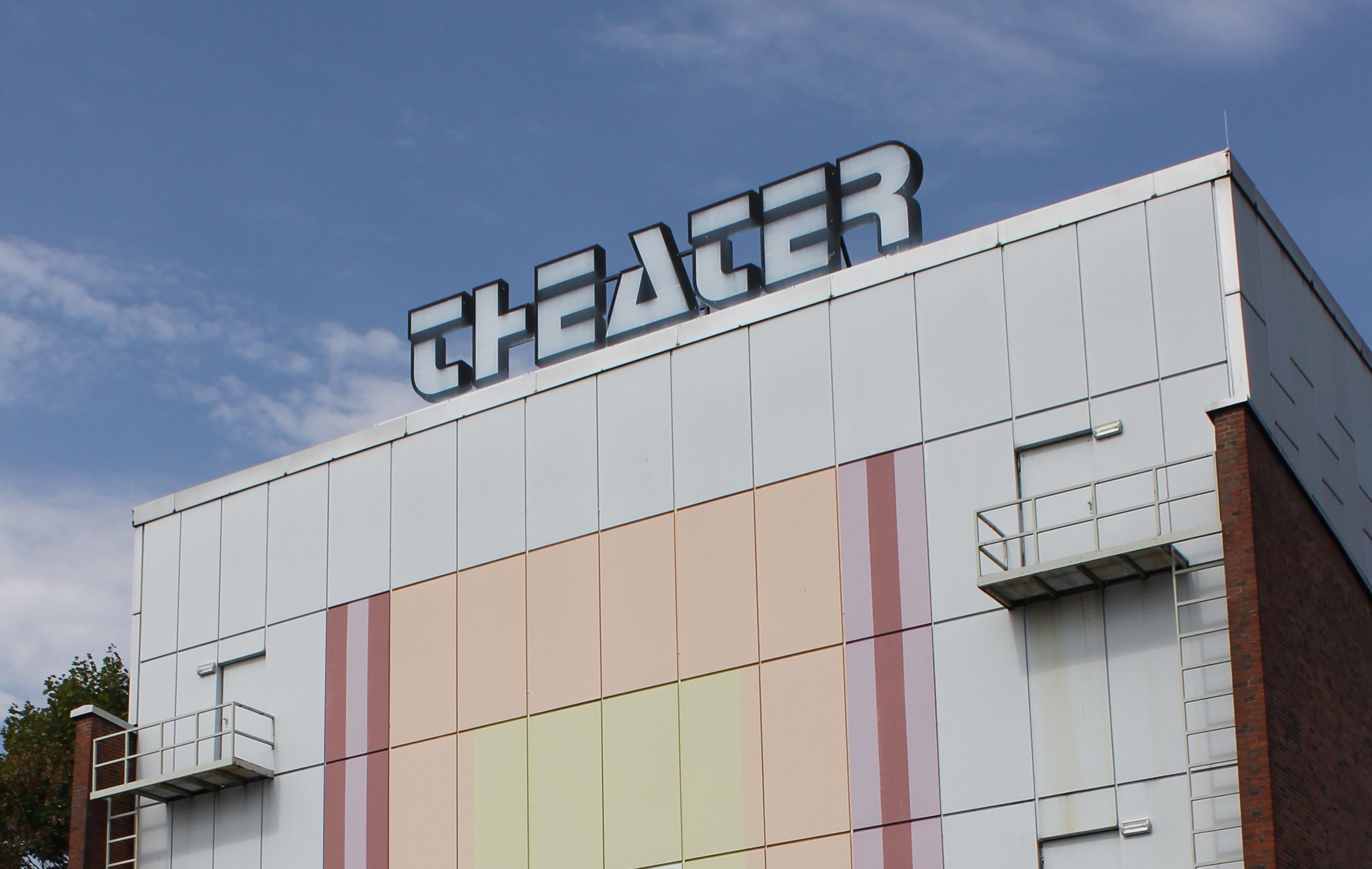 Ein letzter Vorhang für FEM